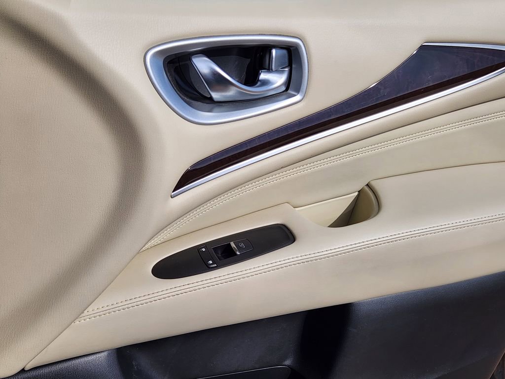 Used 2015 INFINITI QX60 AWD w/ Deluxe Touring Package image 13
