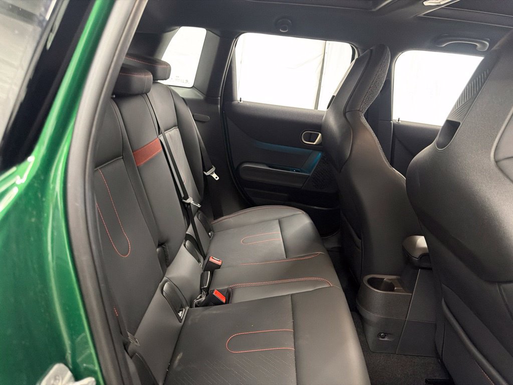 Used 2025 MINI Cooper S FWD image 21