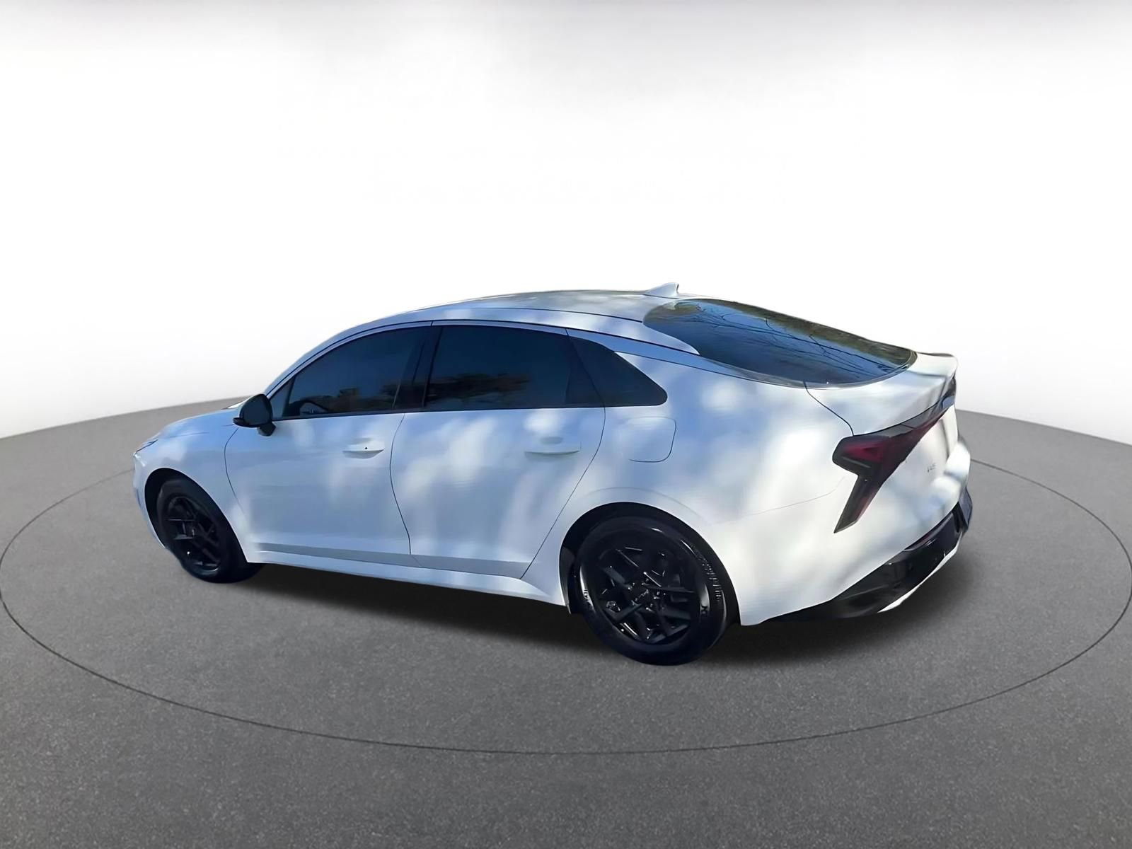 Used 2025 Kia K5 LXS image 9