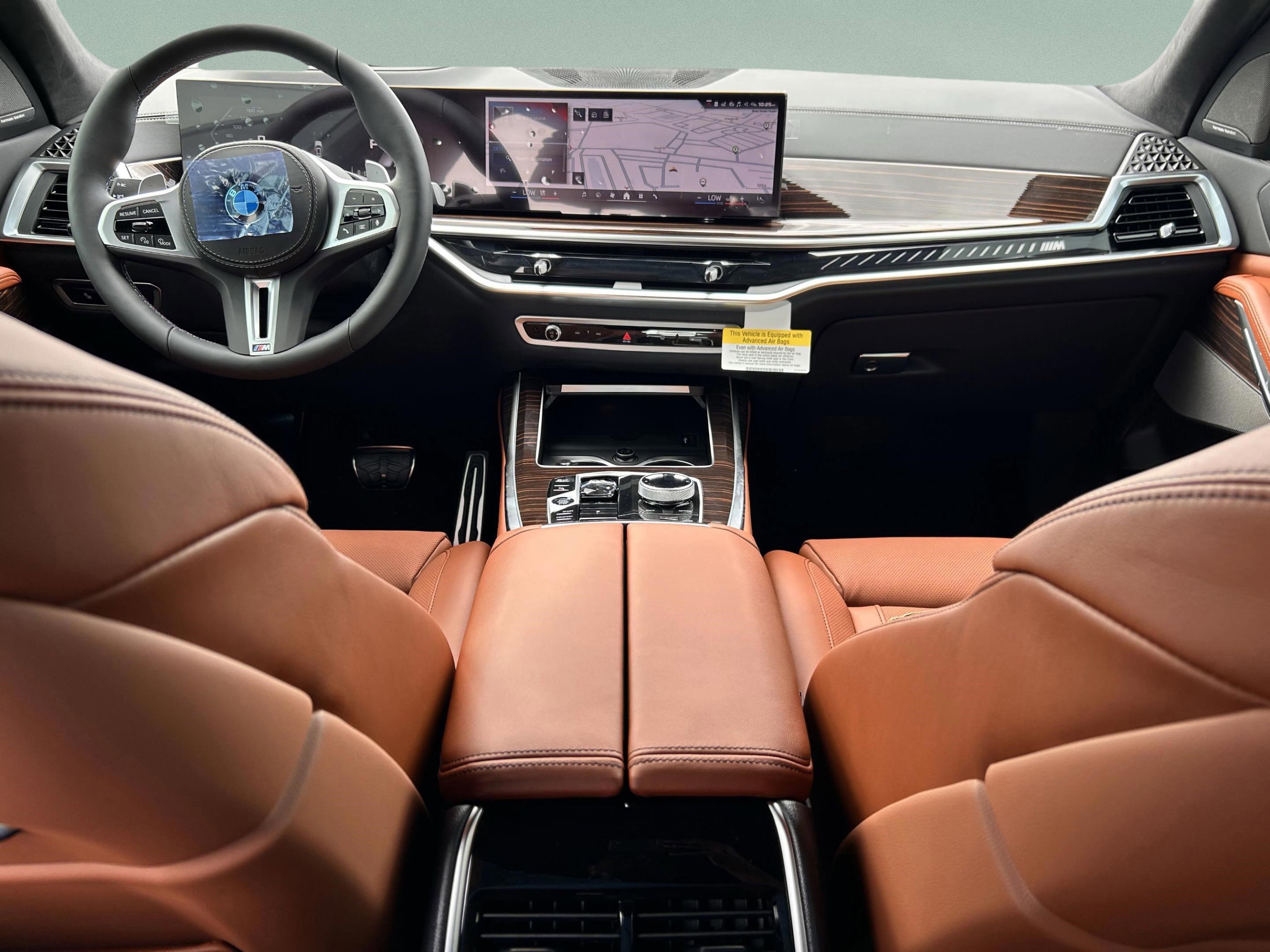 Used 2026 BMW X7 M60i image 8