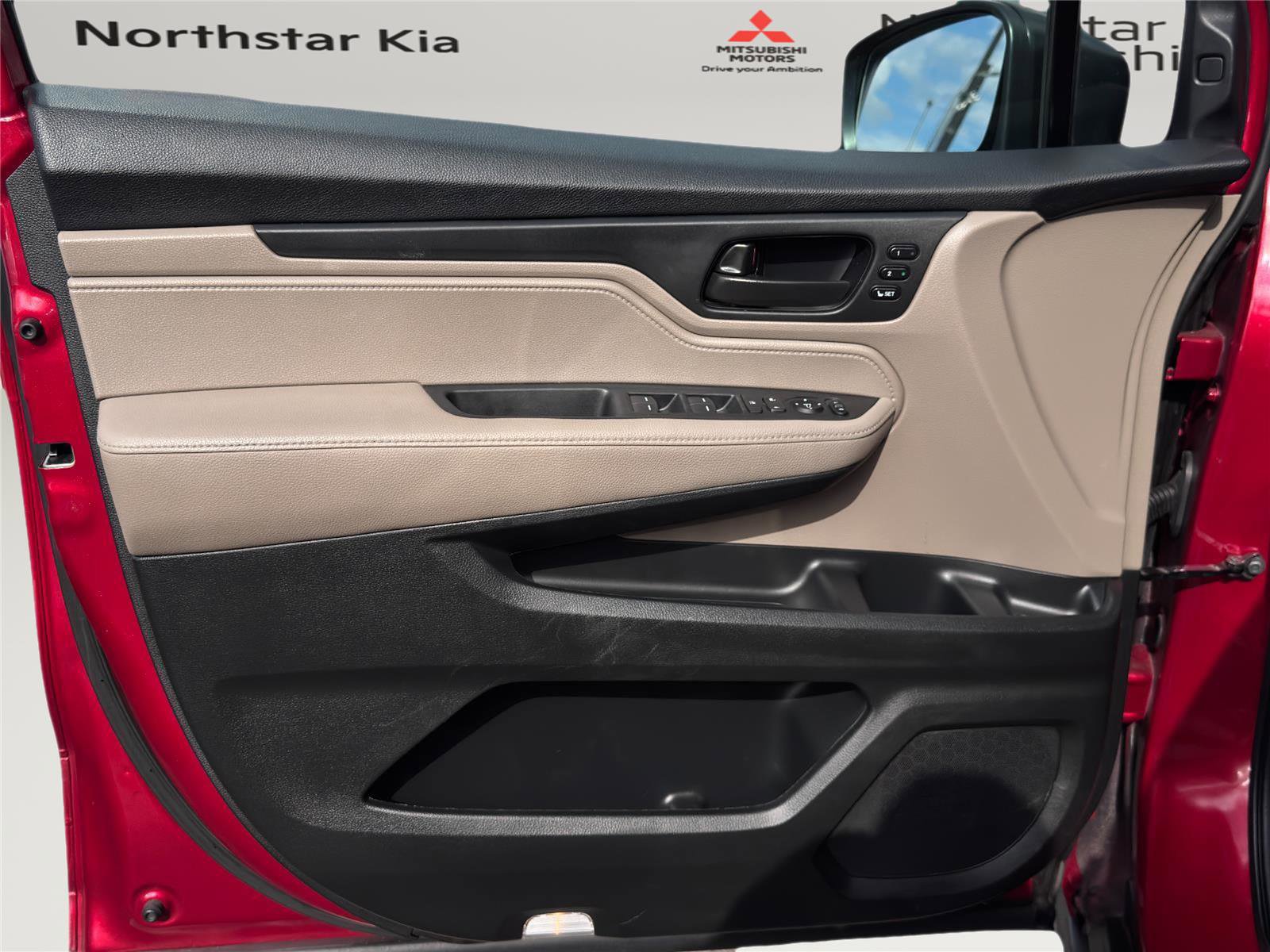 Used 2023 Honda Odyssey EX-L image 23