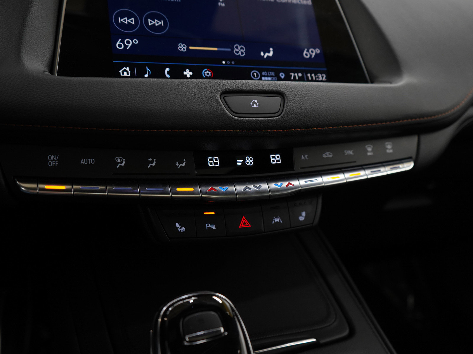 Used 2023 Cadillac XT4 Sport image 21