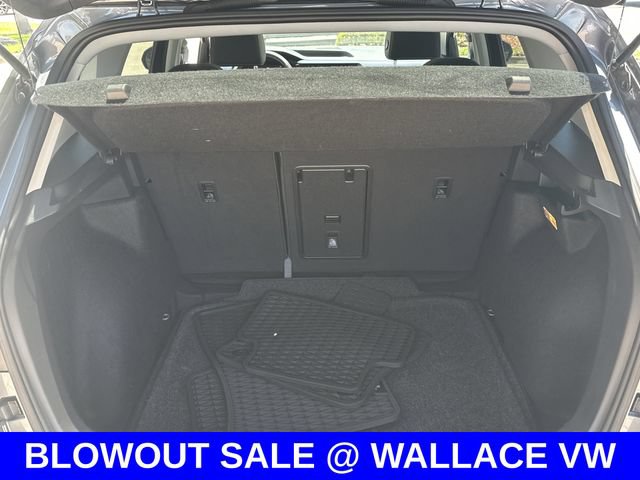 Certified 2023 Volkswagen Taos SE w/ Panoramic Sunroof Package FWD image 10