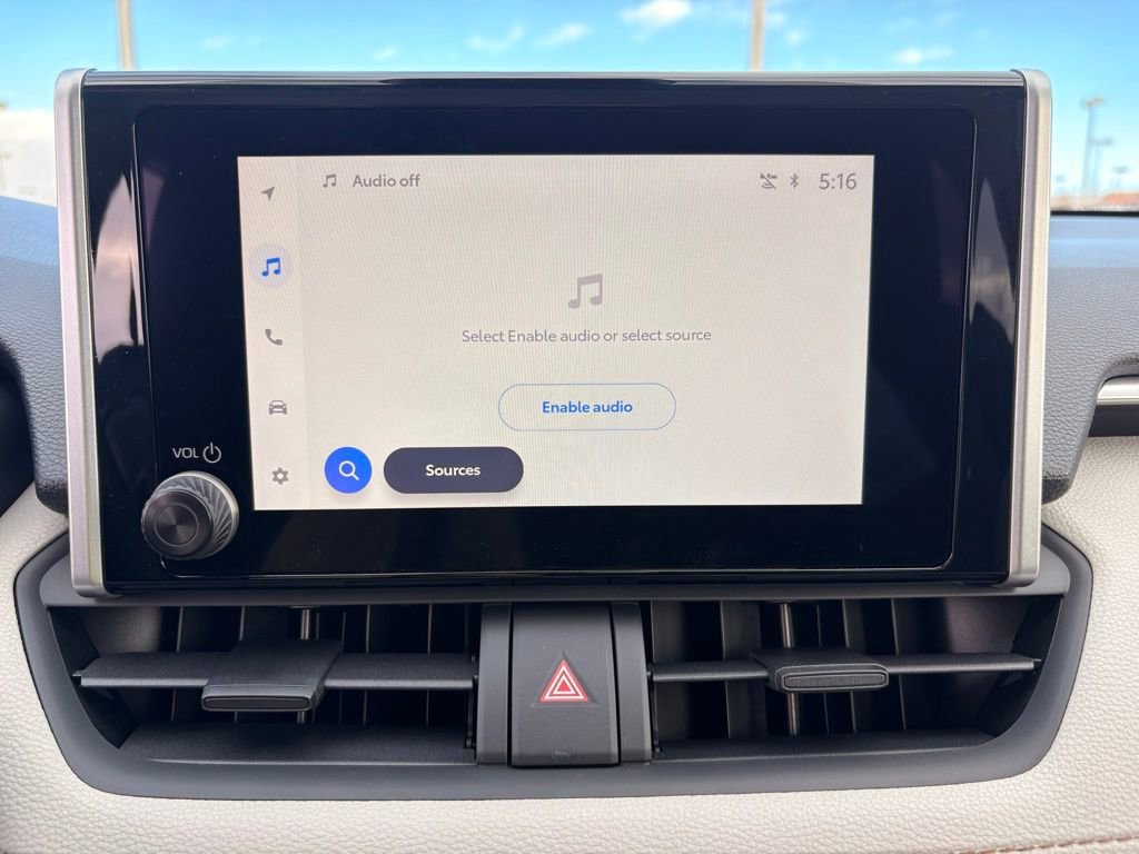 Used 2025 Toyota RAV4 XLE image 17