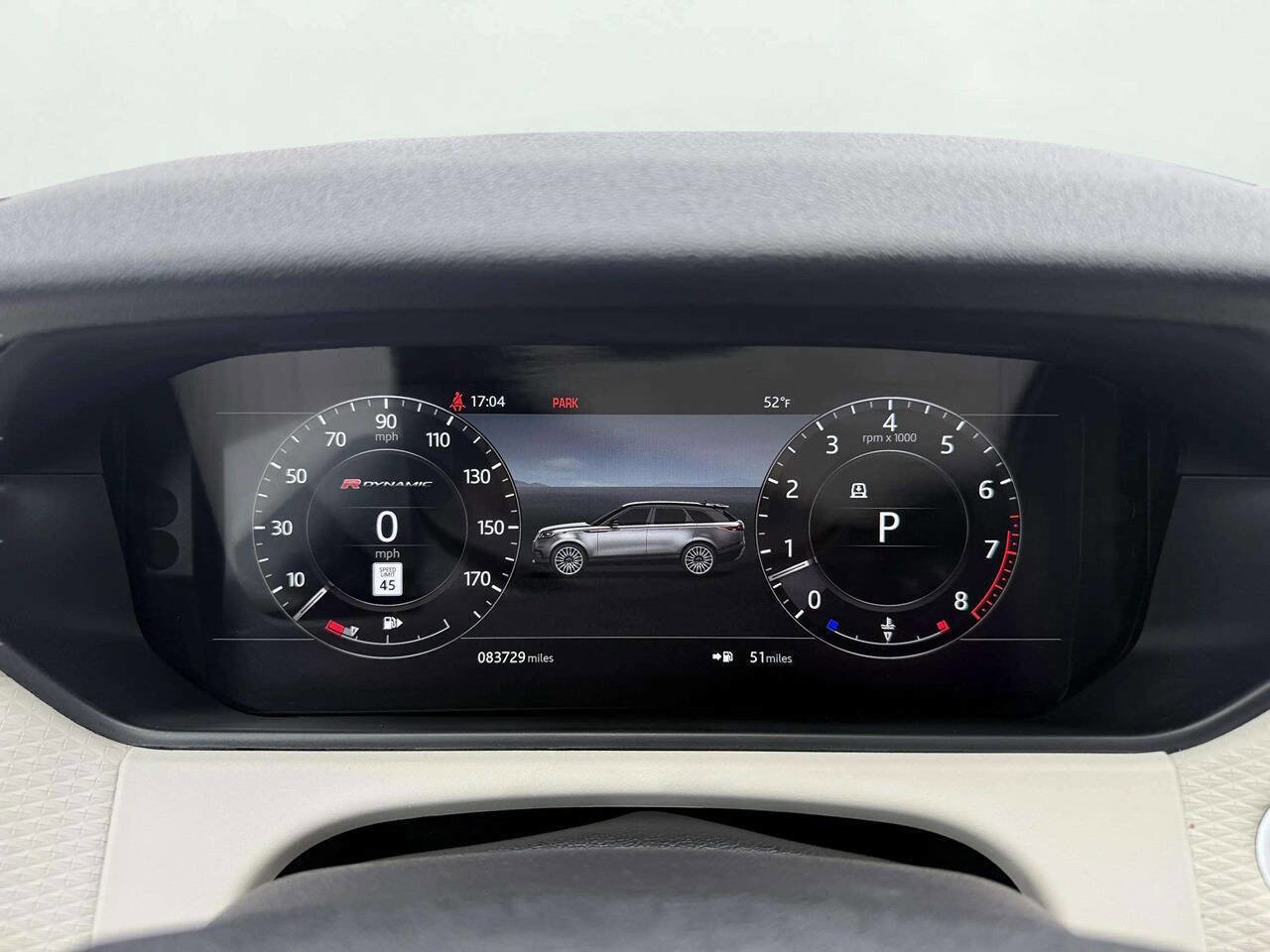 Used 2018 Land Rover Range Rover Velar R-Dynamic SE AWD/4WD image 18