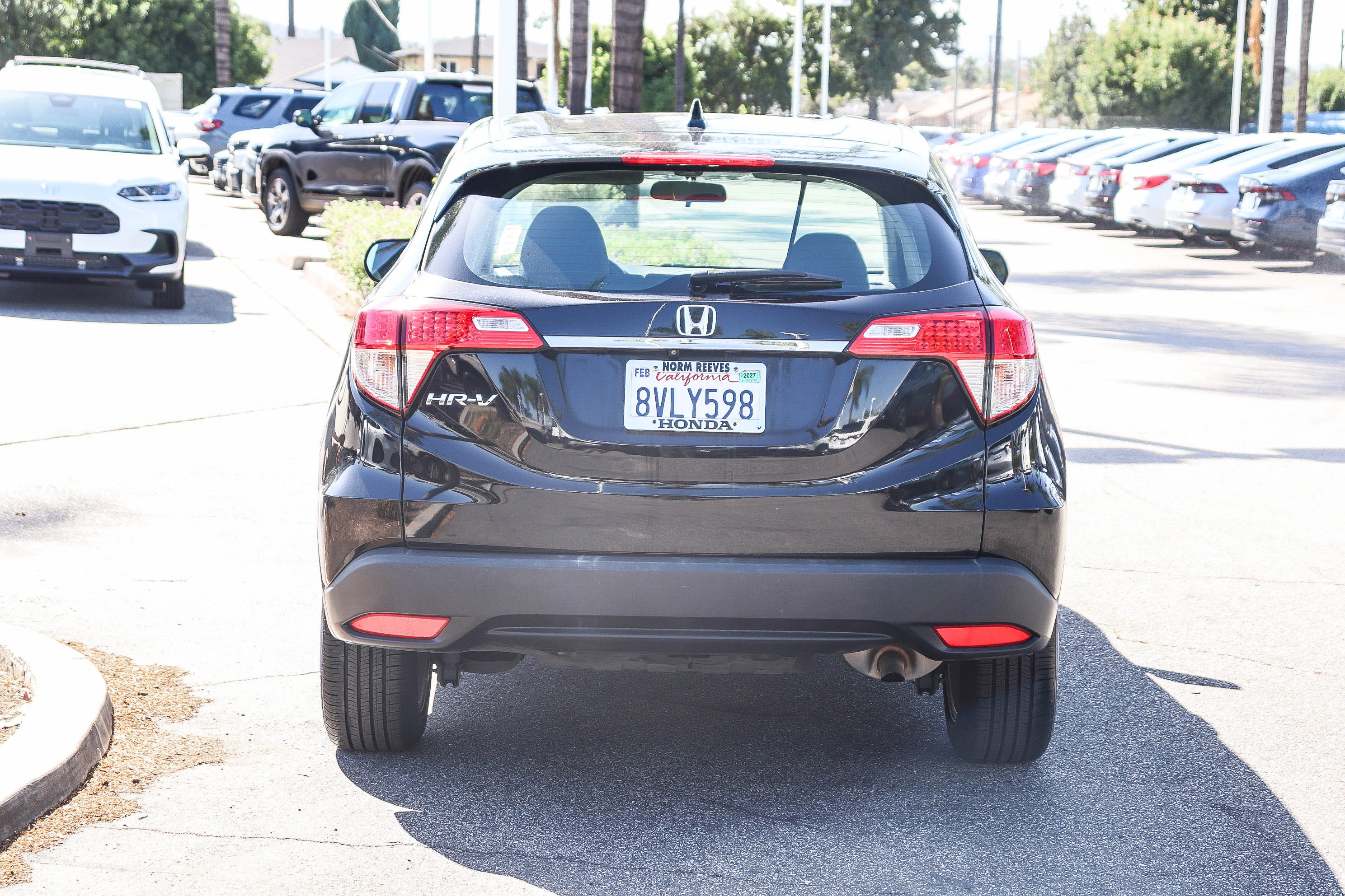 Used 2021 Honda HR-V LX image 12