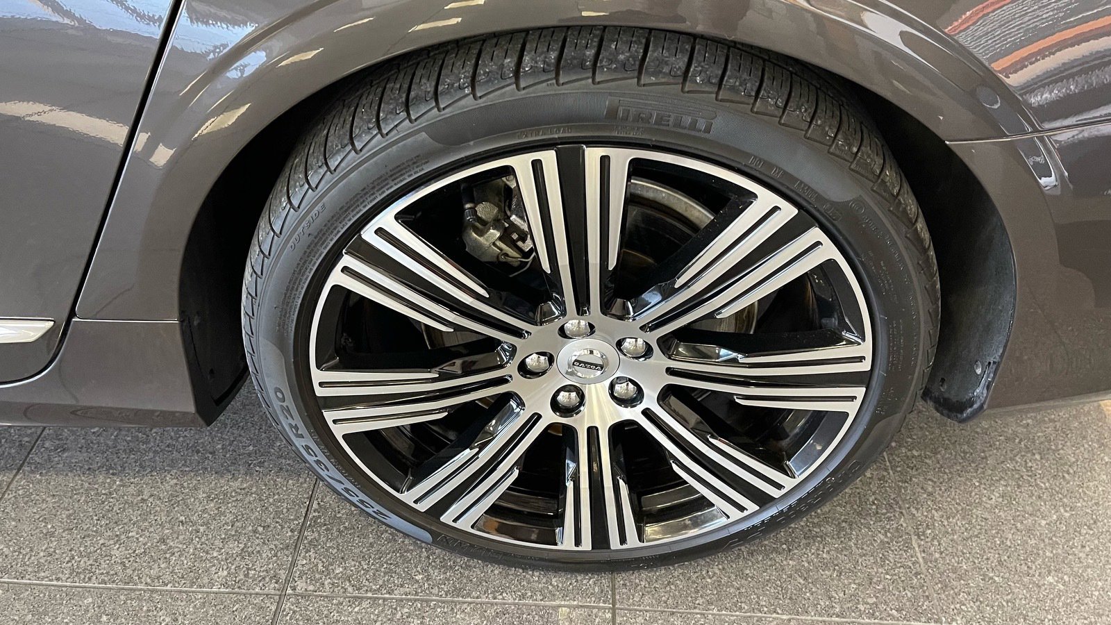 Used 2023 Volvo S90 B6 Ultimate w/ Protection Package Premier image 25