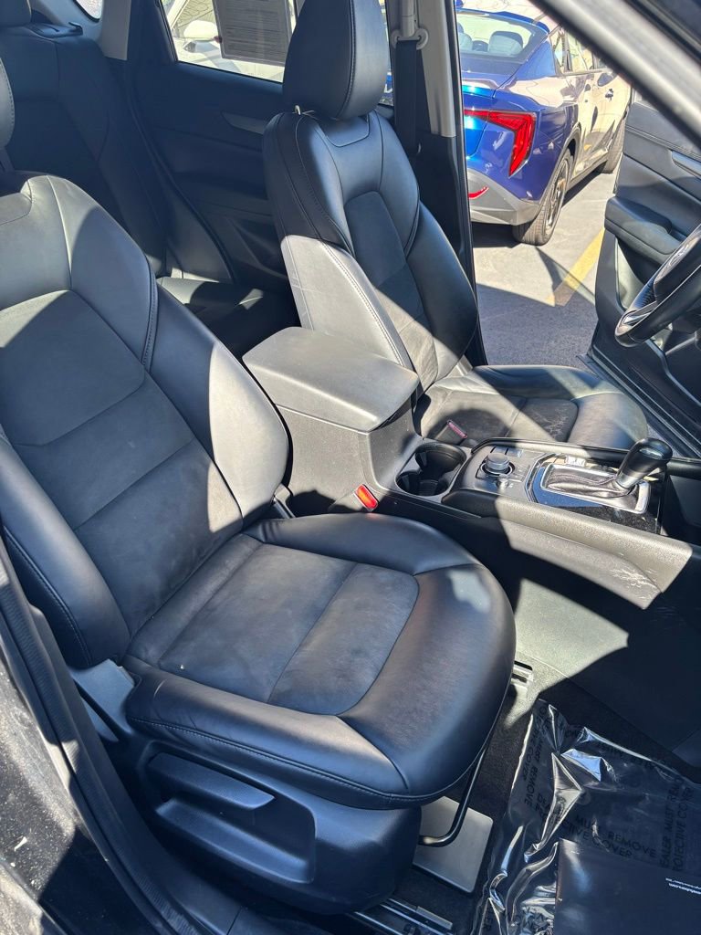 Used 2021 MAZDA CX-5 Touring image 18