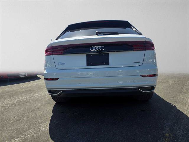 Used 2023 Audi Q8 Premium w/ Convenience Package AWD/4WD image 4