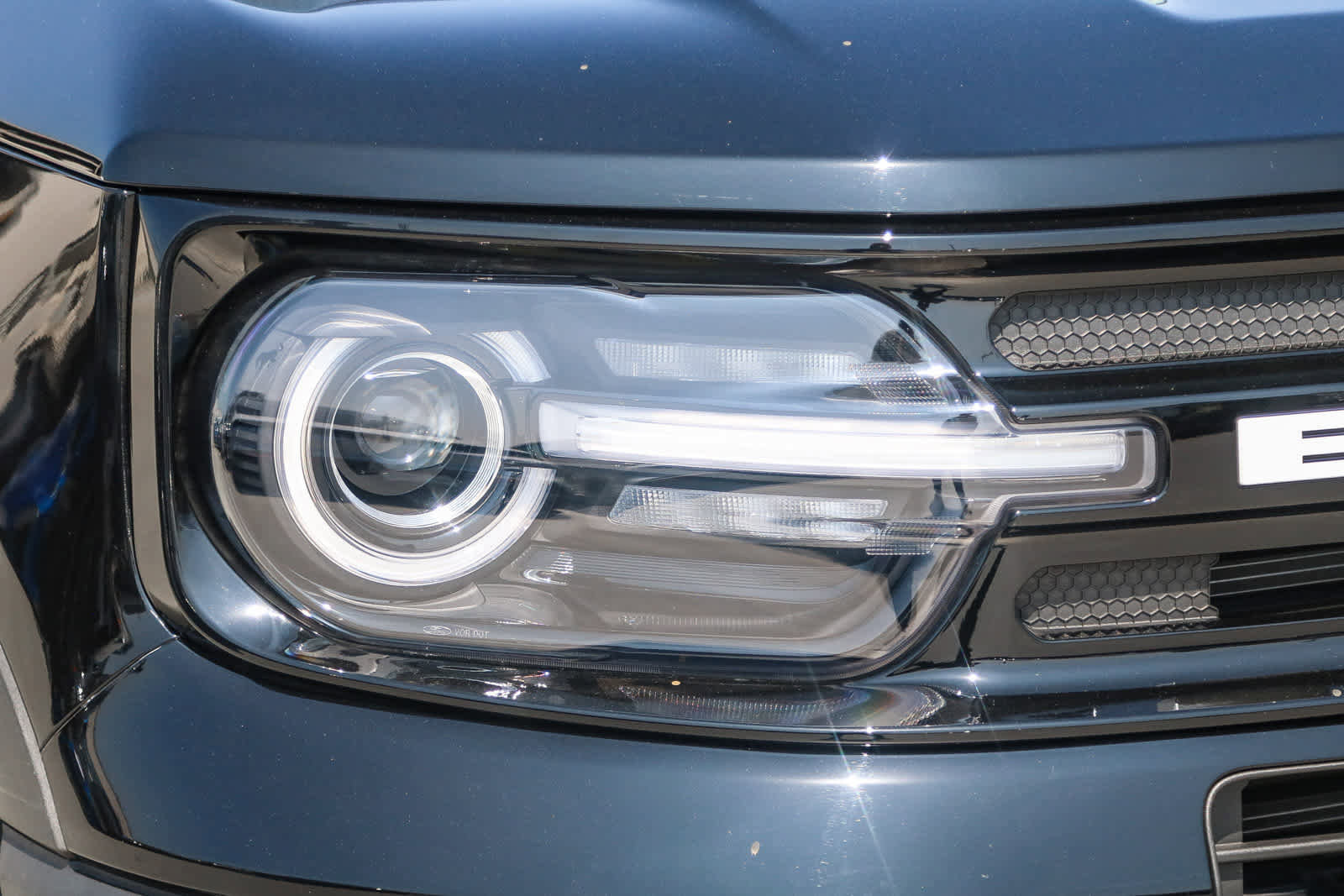 Used 2022 Ford Bronco Sport Outer Banks image 4