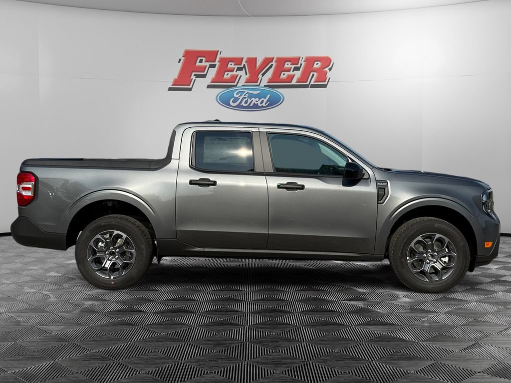 New 2026 Ford Maverick XLT w/ XLT Luxury Package FWD image 6