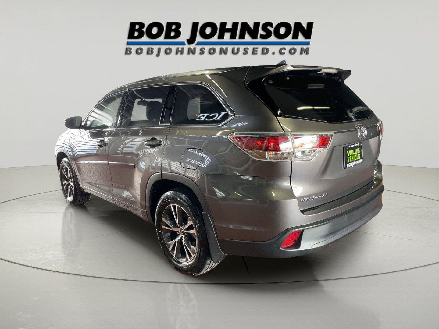 Used 2016 Toyota Highlander XLE AWD/4WD image 4