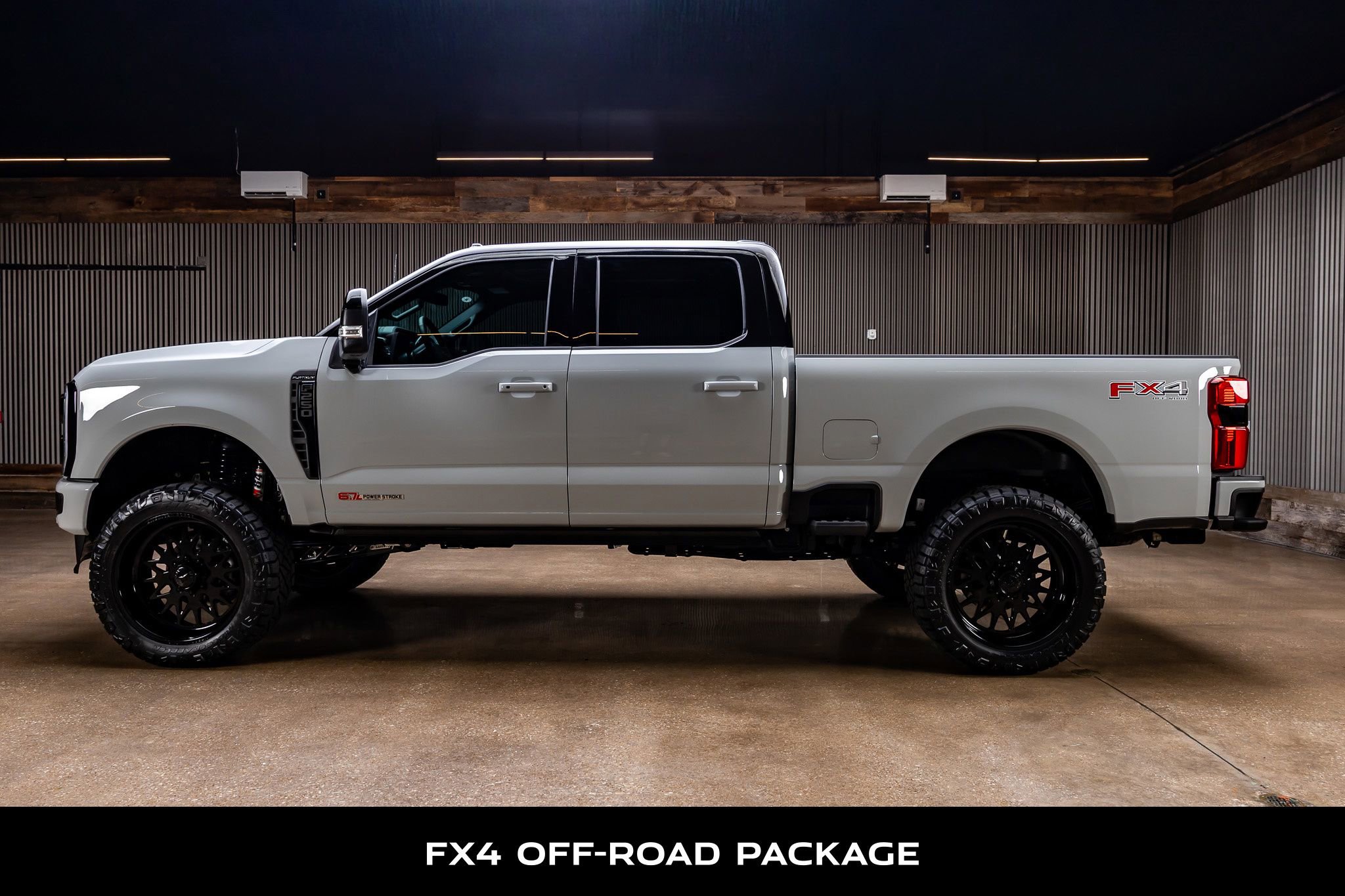 Used 2026 Ford F250 Platinum AWD/4WD image 6