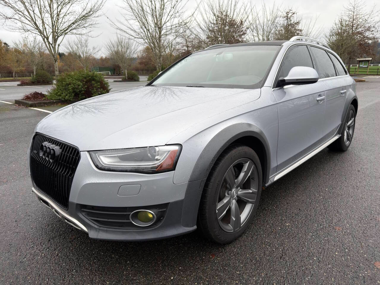 Used 2015 Audi A4 Premium Plus w/ Technology Package image 1