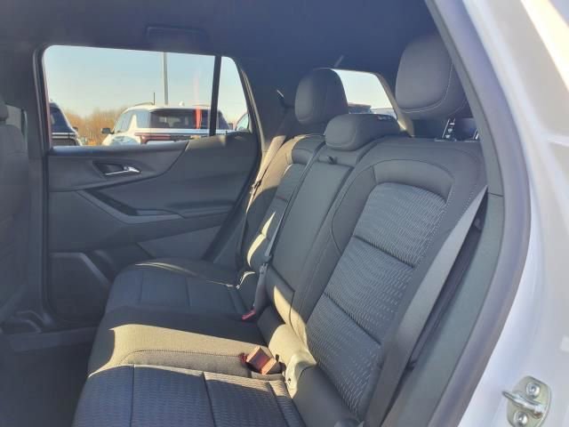 New 2026 Chevrolet Equinox LT image 9