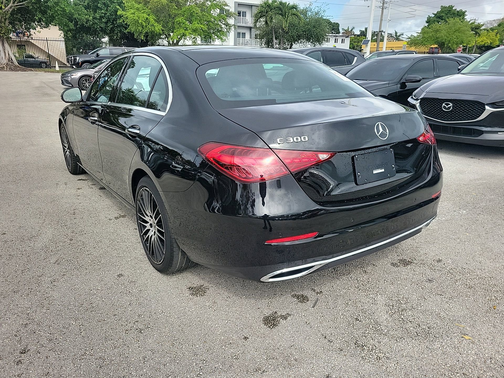 Used 2024 Mercedes-Benz C 300 Sedan image 12