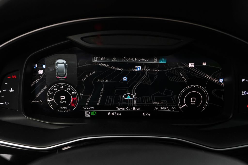 Used 2021 Audi RS Q8 image 18