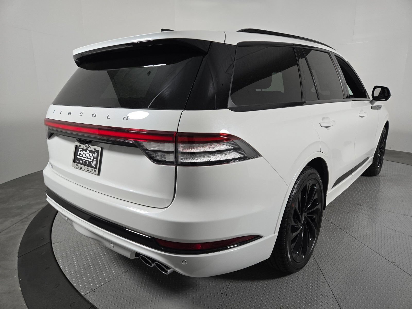New 2026 Lincoln Aviator Reserve AWD/4WD image 4