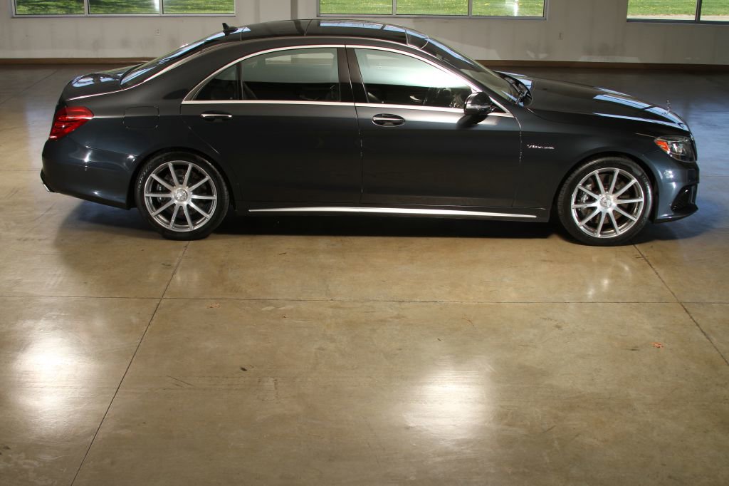 Used 2014 Mercedes-Benz S 63 AMG 4MATIC Sedan w/ Driver Assistance Package image 13