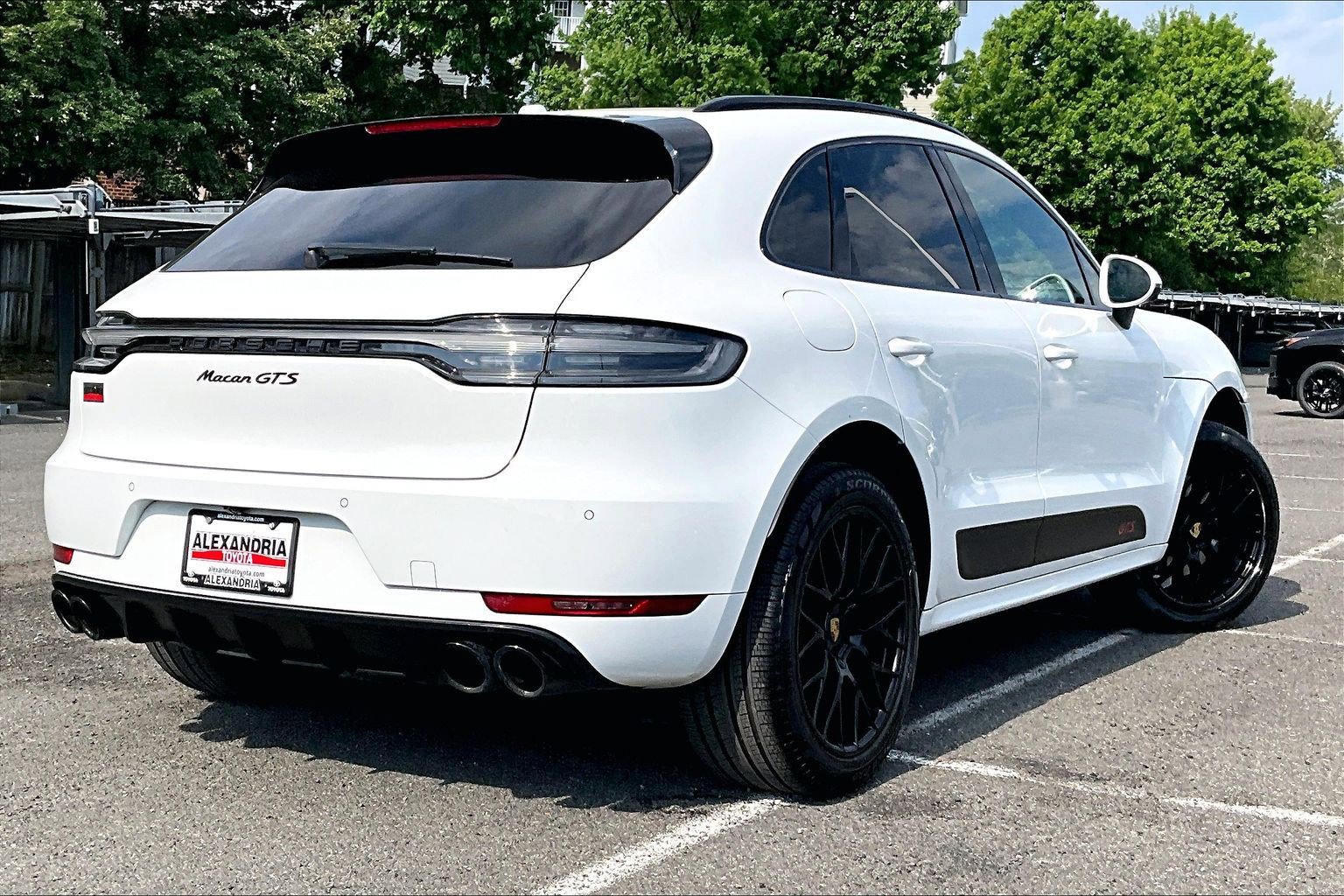 Used 2021 Porsche Macan GTS AWD/4WD image 12