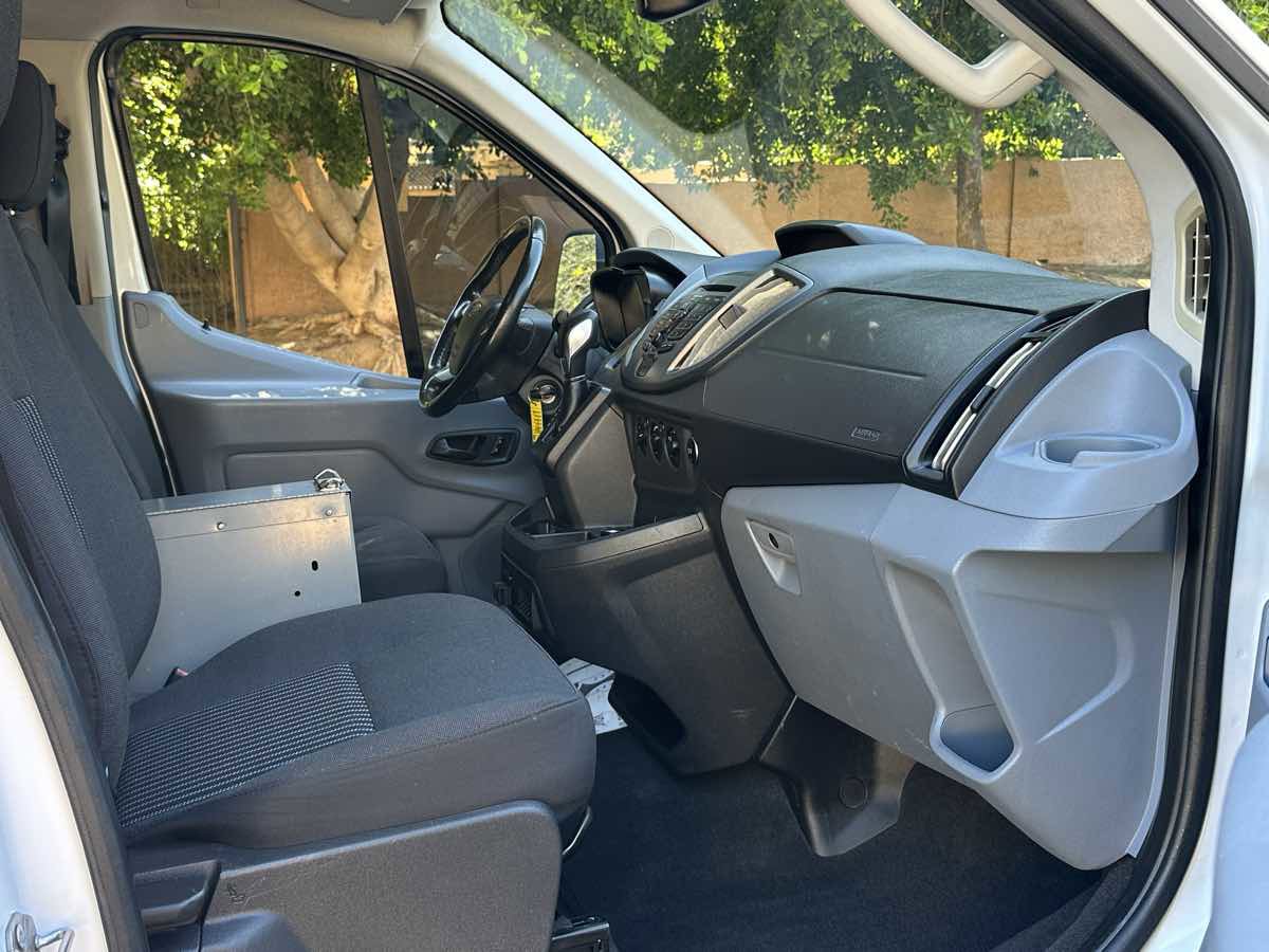 Used 2019 Ford Transit 250 130 Low Roof RWD image 23