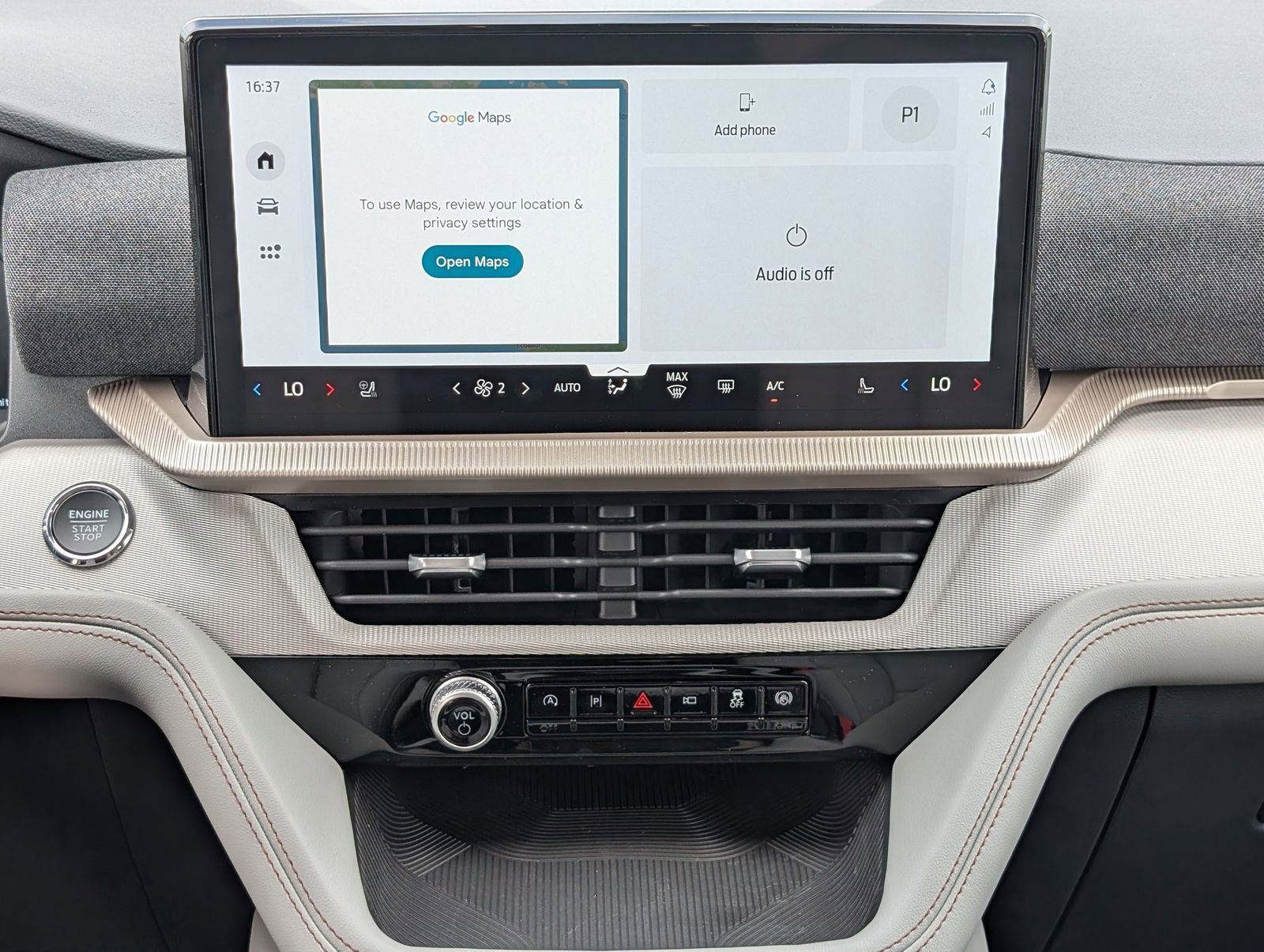 New 2026 Ford Explorer Active w/ Active Comfort Package RWD image 17