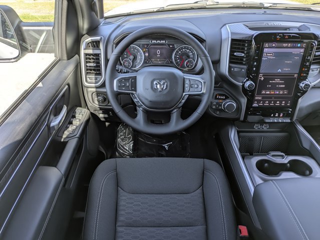 New 2026 RAM 1500 4x4 Crew Cab image 16