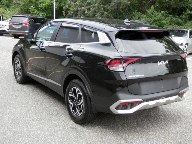 Used 2023 Kia Sportage LX AWD/4WD image 6