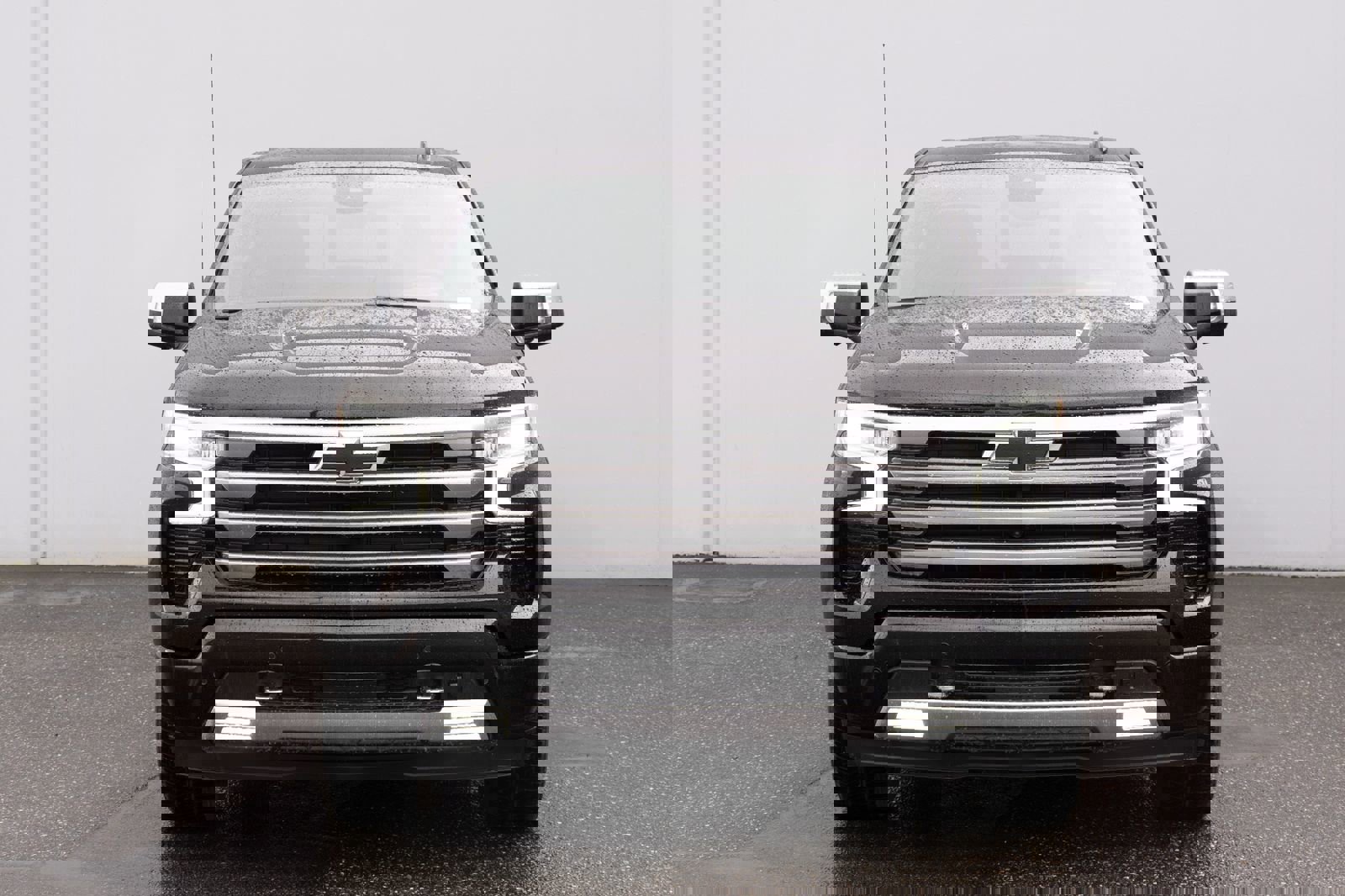 Used 2024 Chevrolet Silverado 1500 High Country w/ Technology Package image 24