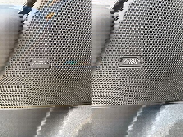 Used 2022 Land Rover Range Rover Velar R-Dynamic S image 10