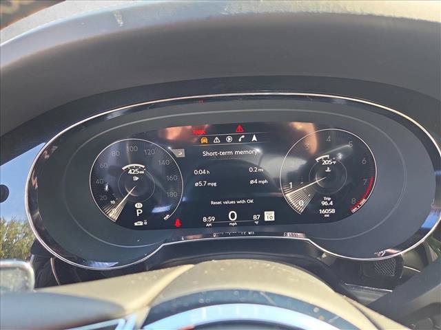 Used 2021 Bentley Bentayga AWD/4WD image 9