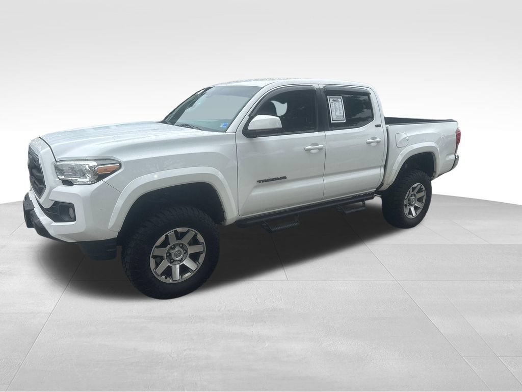 Used 2019 Toyota Tacoma SR5 RWD image 5