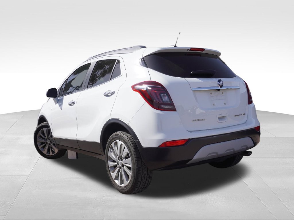 Used 2018 Buick Encore Preferred FWD image 2