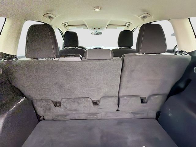 Used 2019 Ford Escape SE image 25