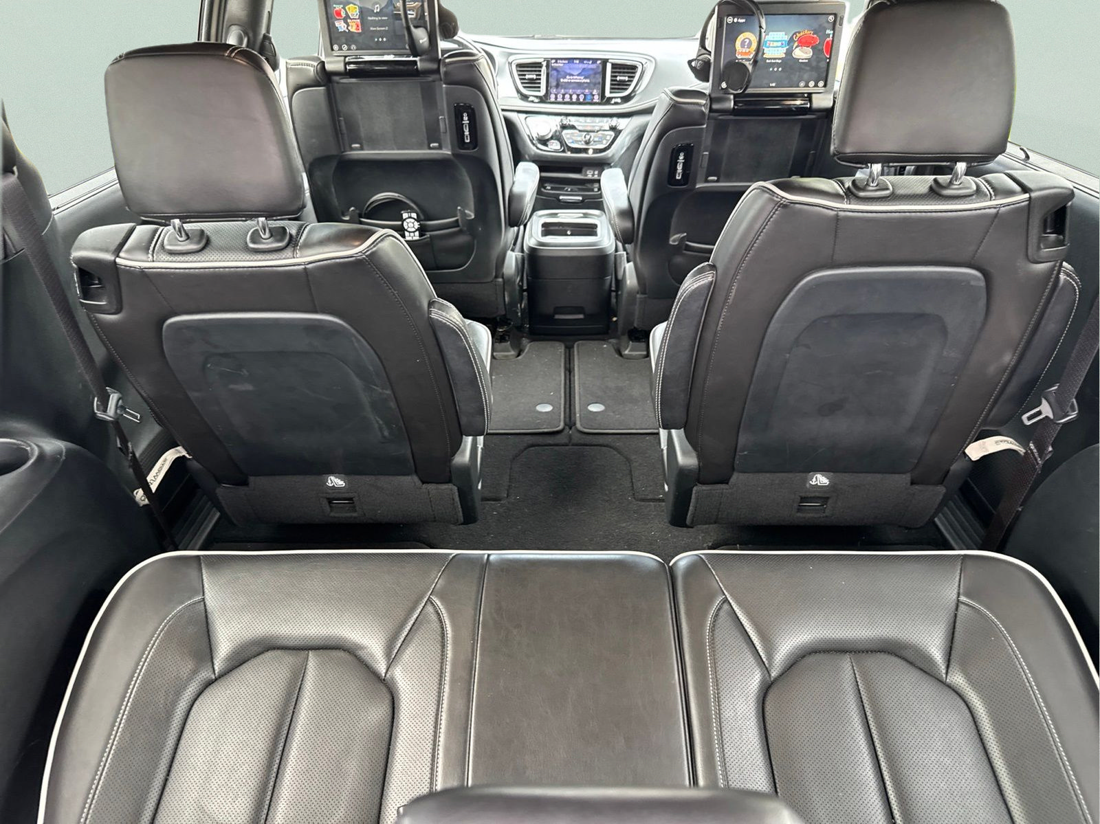 Certified 2020 Chrysler Pacifica Limited FWD image 38
