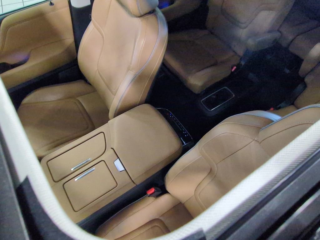 Used 2025 INFINITI QX80 Luxe w/ Cargo Package image 11