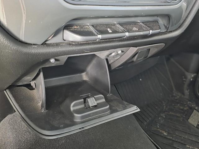 Used 2018 Chevrolet Silverado 1500 LT w/ All Star Edition AWD/4WD image 18