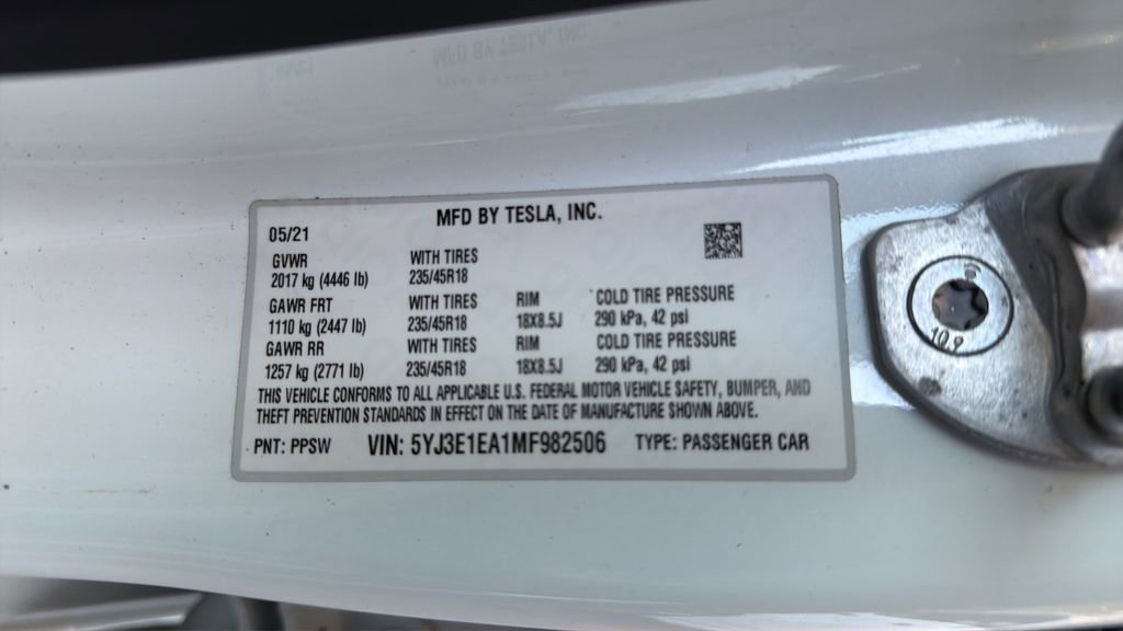 Used 2021 Tesla Model 3 Standard Range Plus RWD image 19