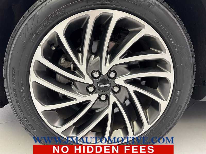Used 2019 Lincoln Nautilus Reserve AWD/4WD image 9