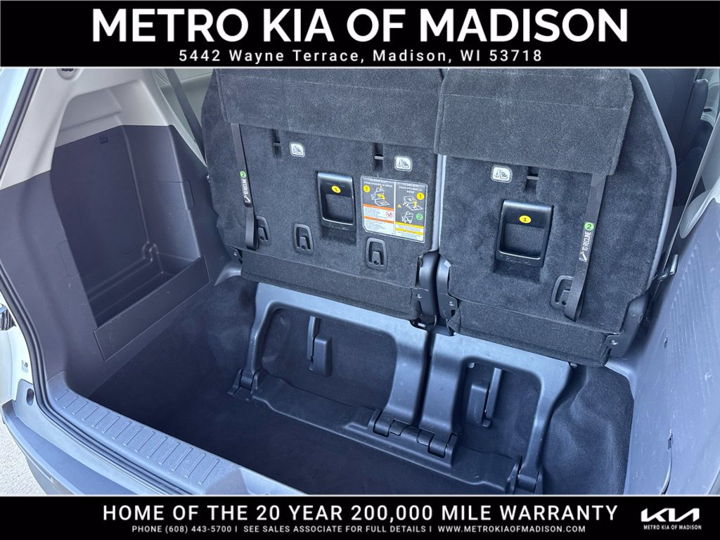 Used 2021 Toyota Sienna XLE AWD/4WD image 36