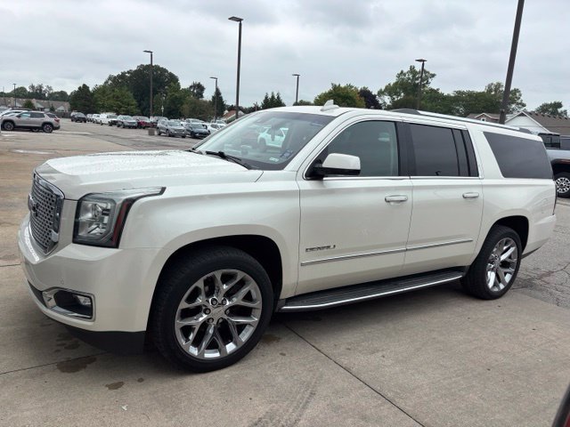 Used 2015 GMC Yukon XL Denali w/ Open Road Package AWD/4WD image 1