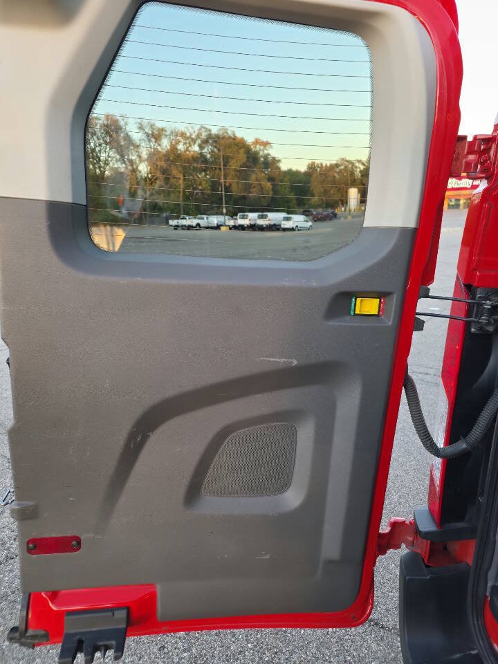 Used 2020 Ford Transit 150 XL RWD image 12