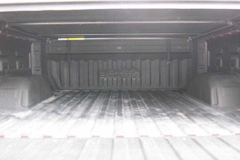 Used 2022 Chevrolet Silverado 1500 High Country image 19