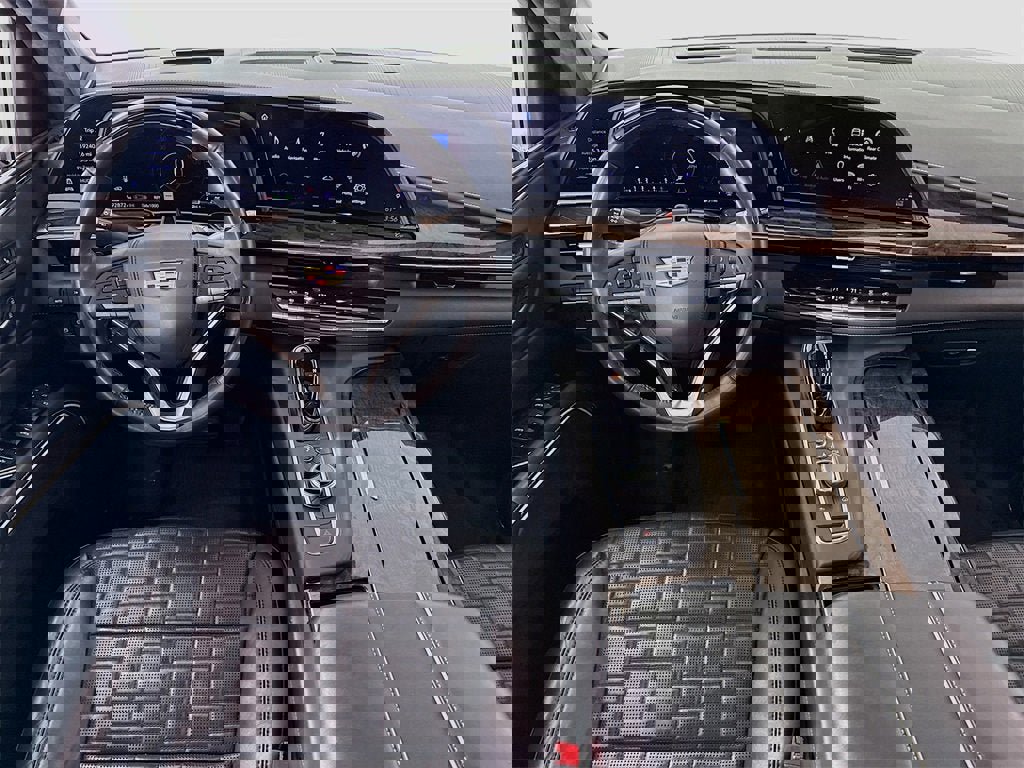 Used 2021 Cadillac Escalade Sport Platinum w/ LPO, ONYX Package image 2