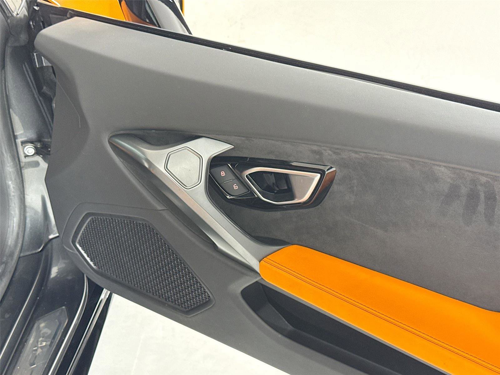 Used 2017 Lamborghini Huracan LP 580-2 image 30