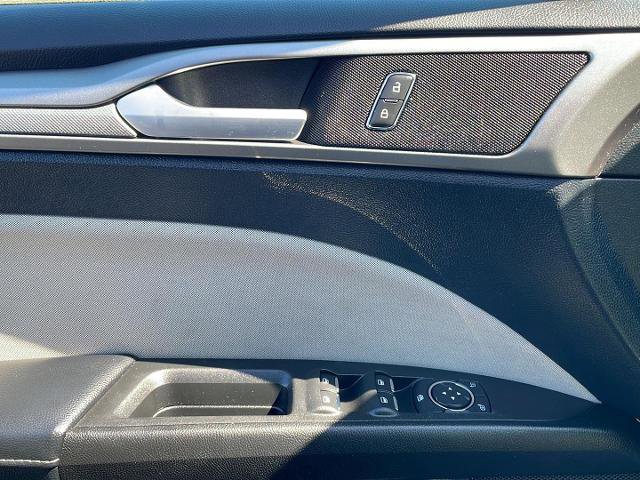 Certified 2018 Ford Fusion S FWD image 10