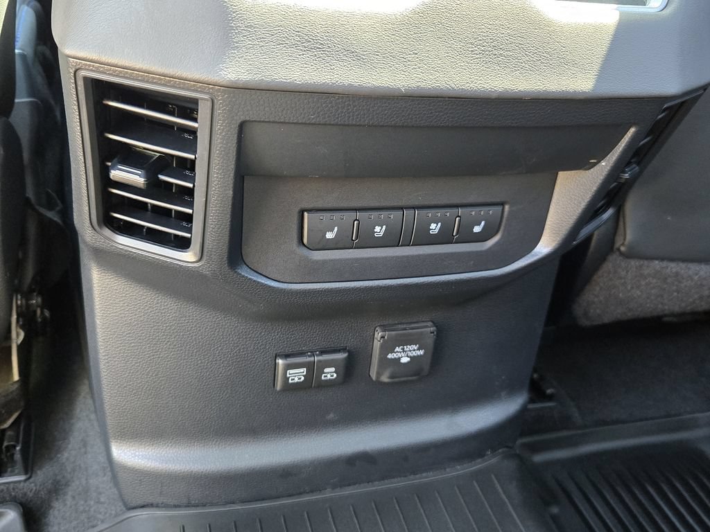 Used 2023 Toyota Tundra Platinum AWD/4WD image 37