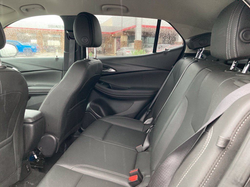 Used 2024 Buick Encore GX Sport Touring AWD/4WD image 9