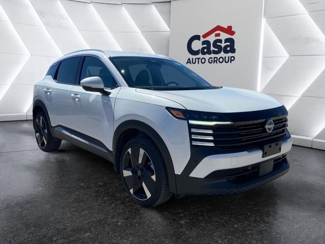 Certified 2025 Nissan Kicks SR image 1