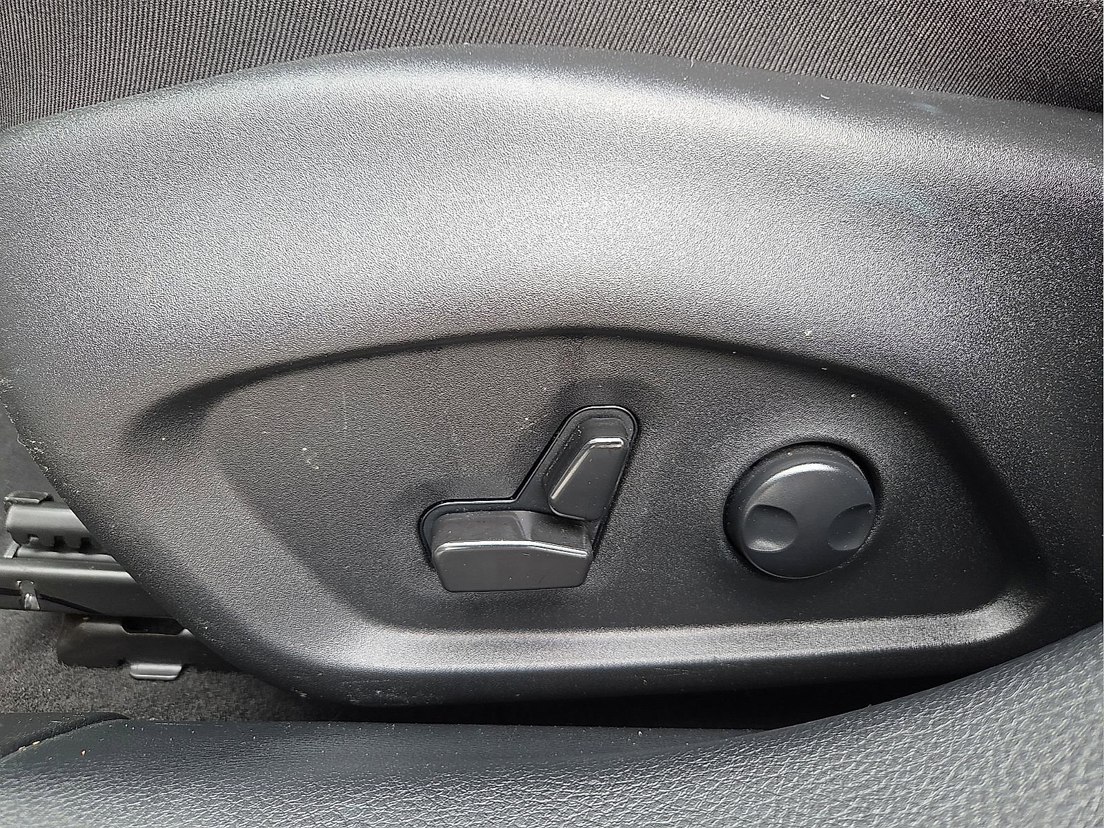 Used 2023 Jeep Compass Latitude AWD/4WD image 15